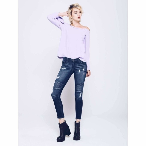 Last 23, 24 ‼️ Dark Wash Low Rise Moto Jeans - Picture 5 of 7